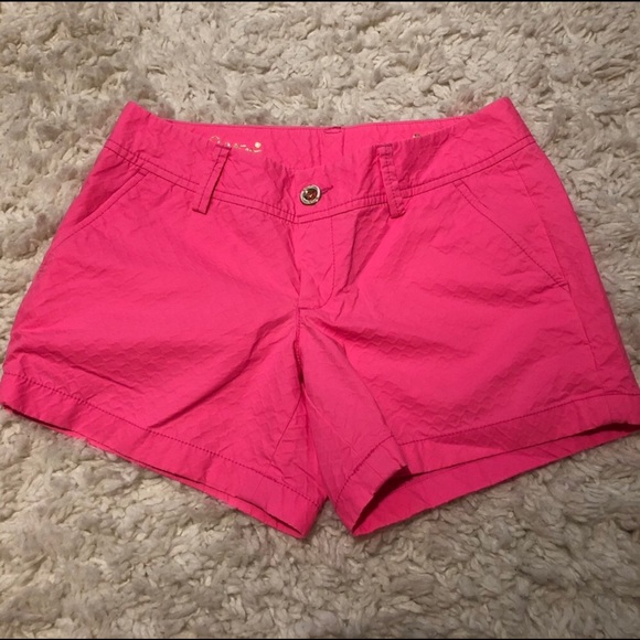 SOLD NWOT Lilly Pulitzer Magenta Callahan Shorts 2 - Picture 1 of 4